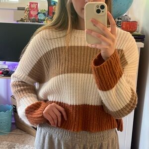Cozy crew neck knit sweater, size medium